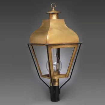 7653 Northeast Lantern Stanfield Post Lamp